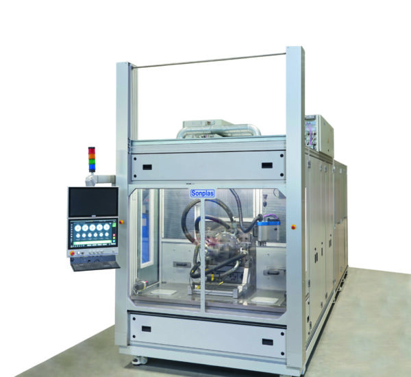 Shown is a test bench for fuel components by Sonplas GmbH.